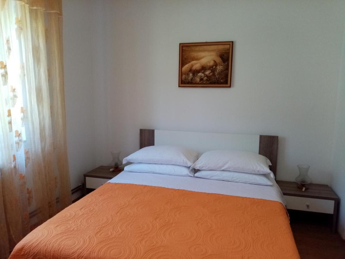 Apartman Violeta Ловран Екстер'єр фото